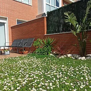 https://bajo-con-jardin-privado.bilbaohotelsspain.com